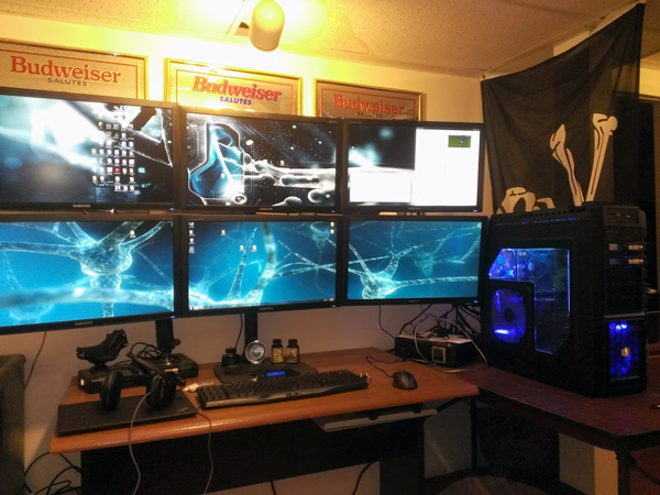 multi-monitor-gaming-setup-(14)