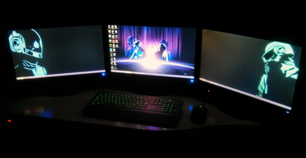 multi-monitor-gaming-setup-2013